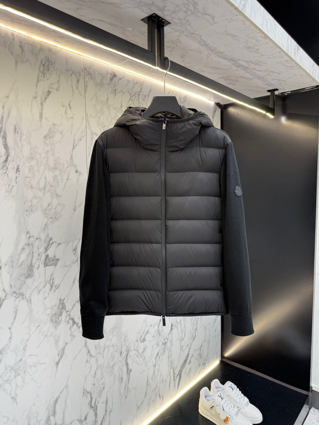 P - CARDIGAN