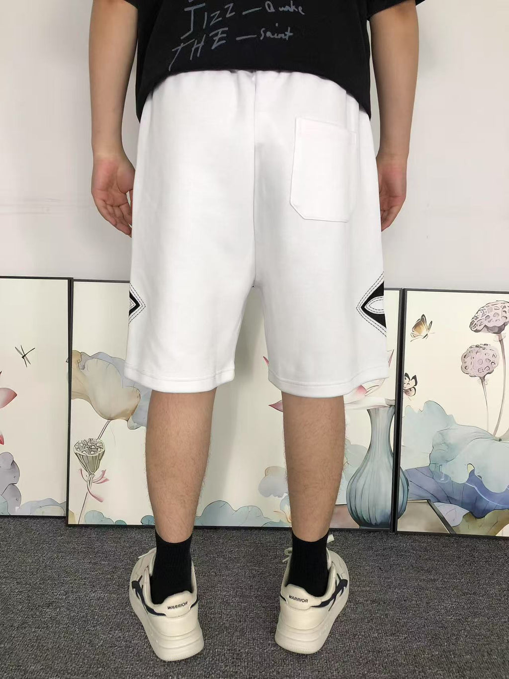 L - SHORTS