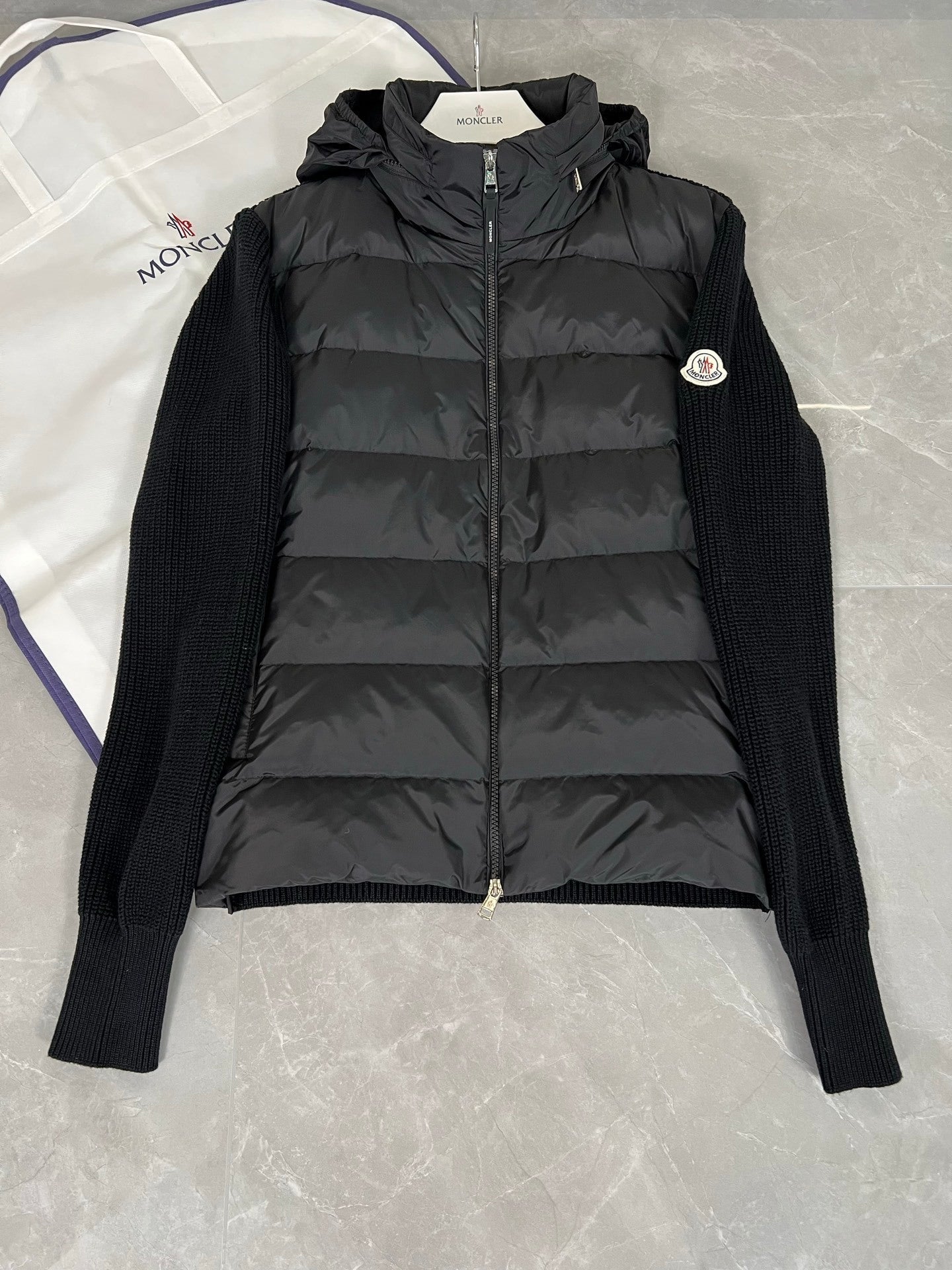 P - CARDIGAN