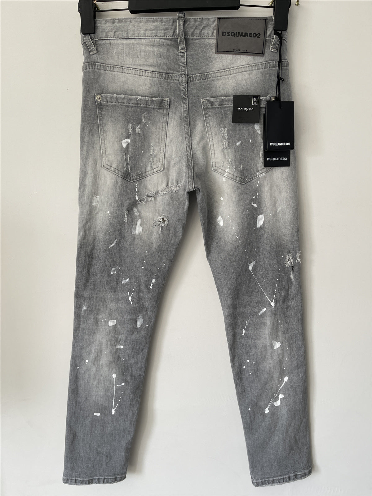 D - JEANS