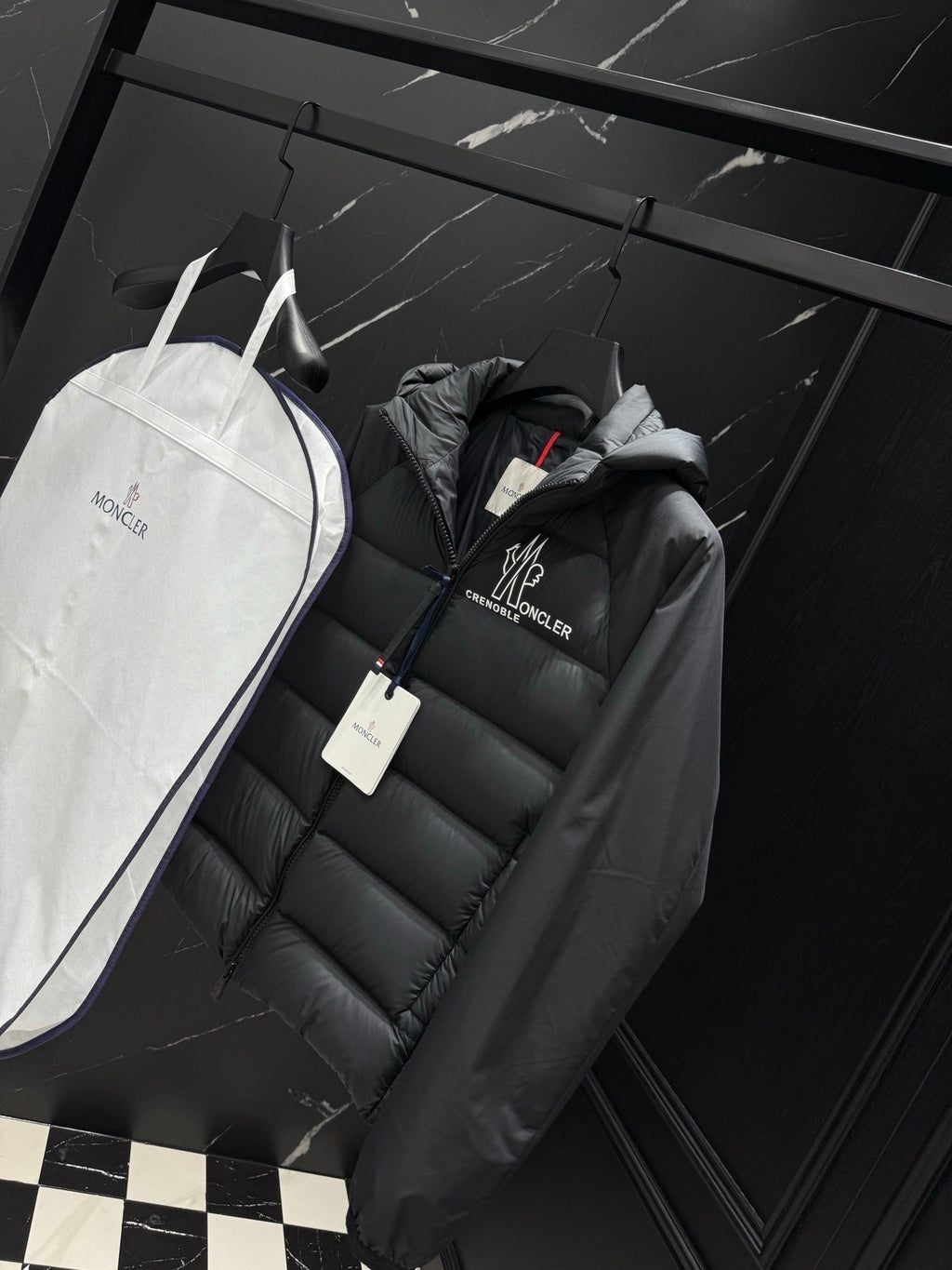 G - CARDIGAN