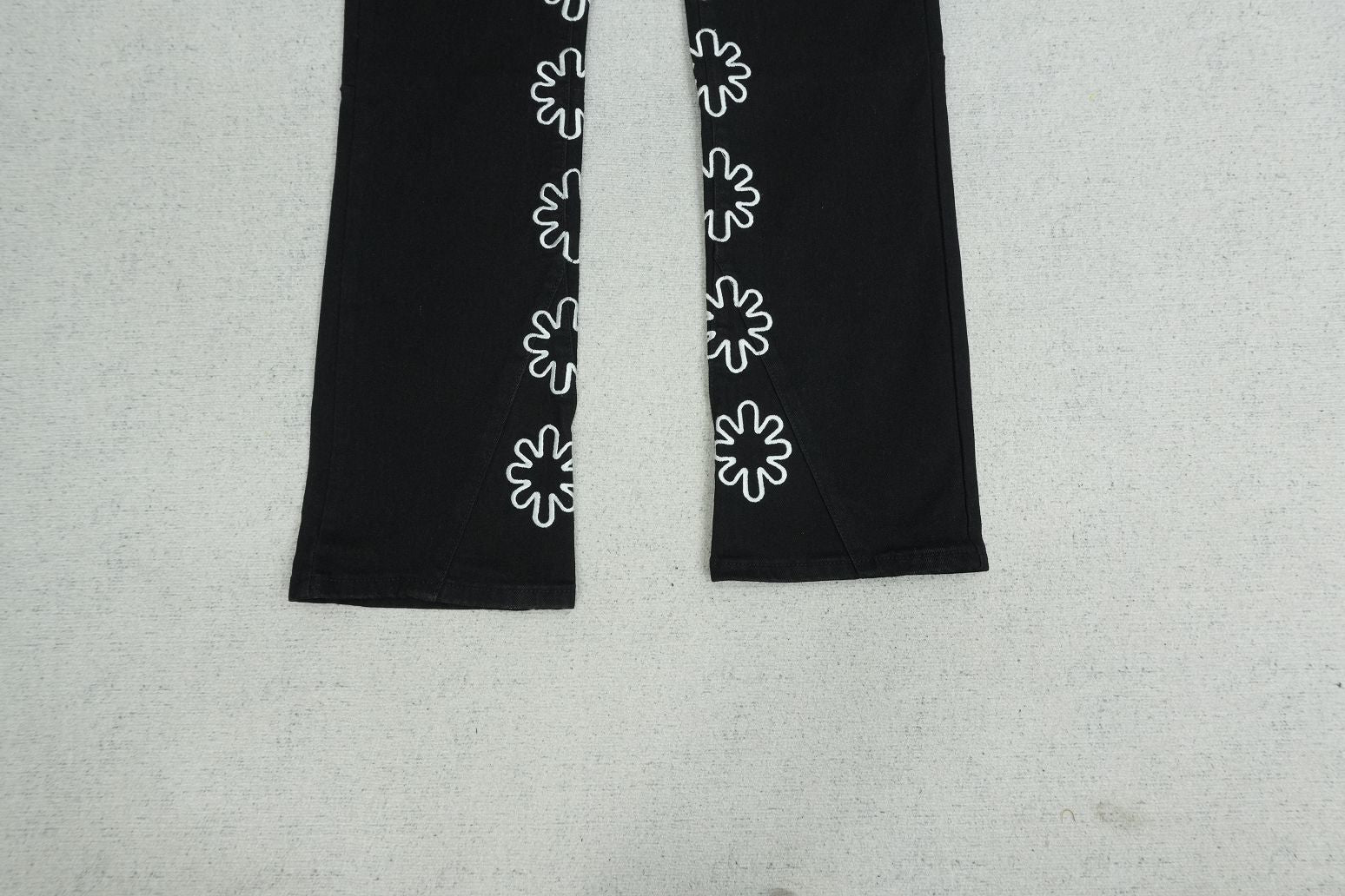 L - JEANS