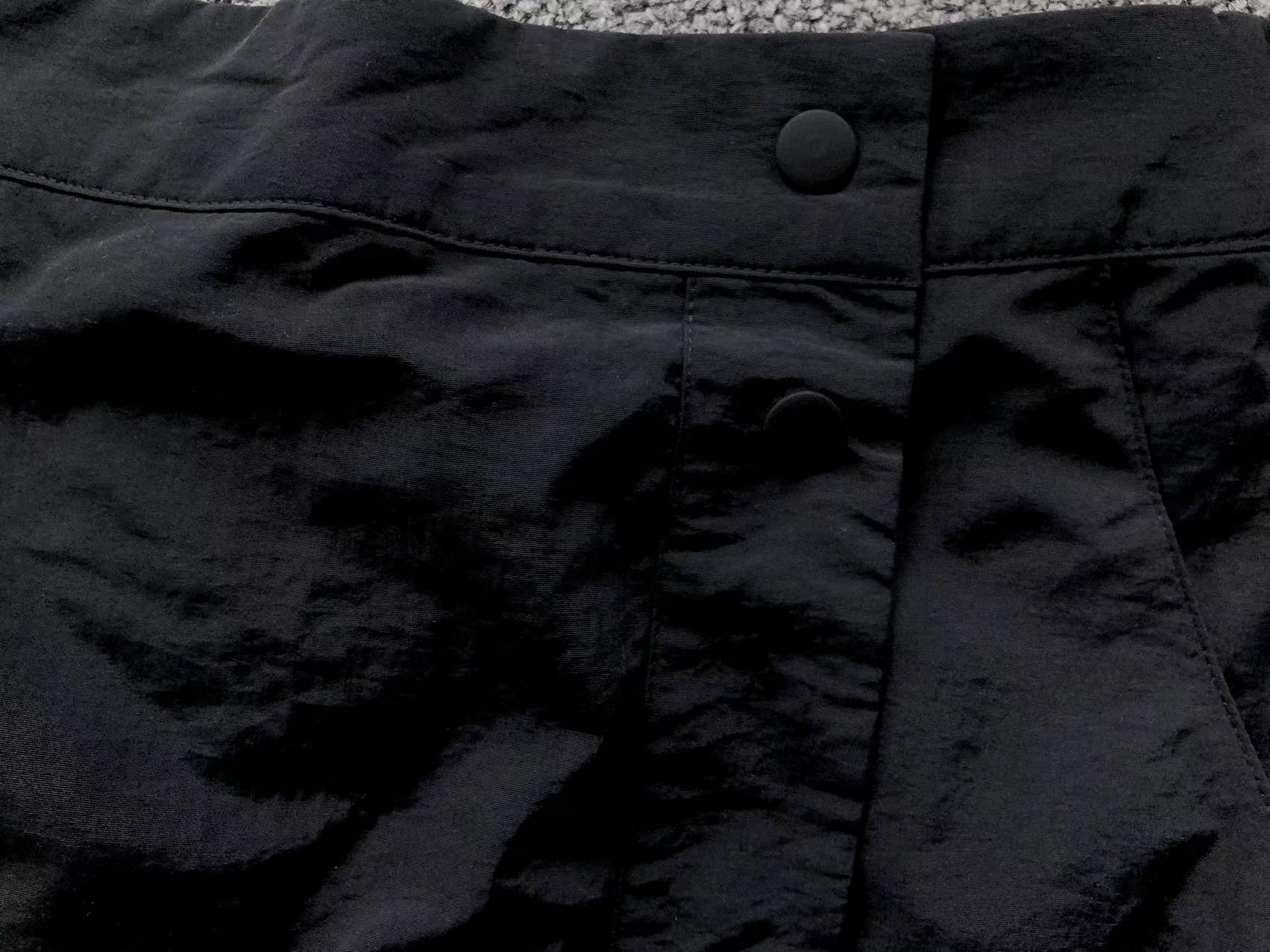 N - SHORTS