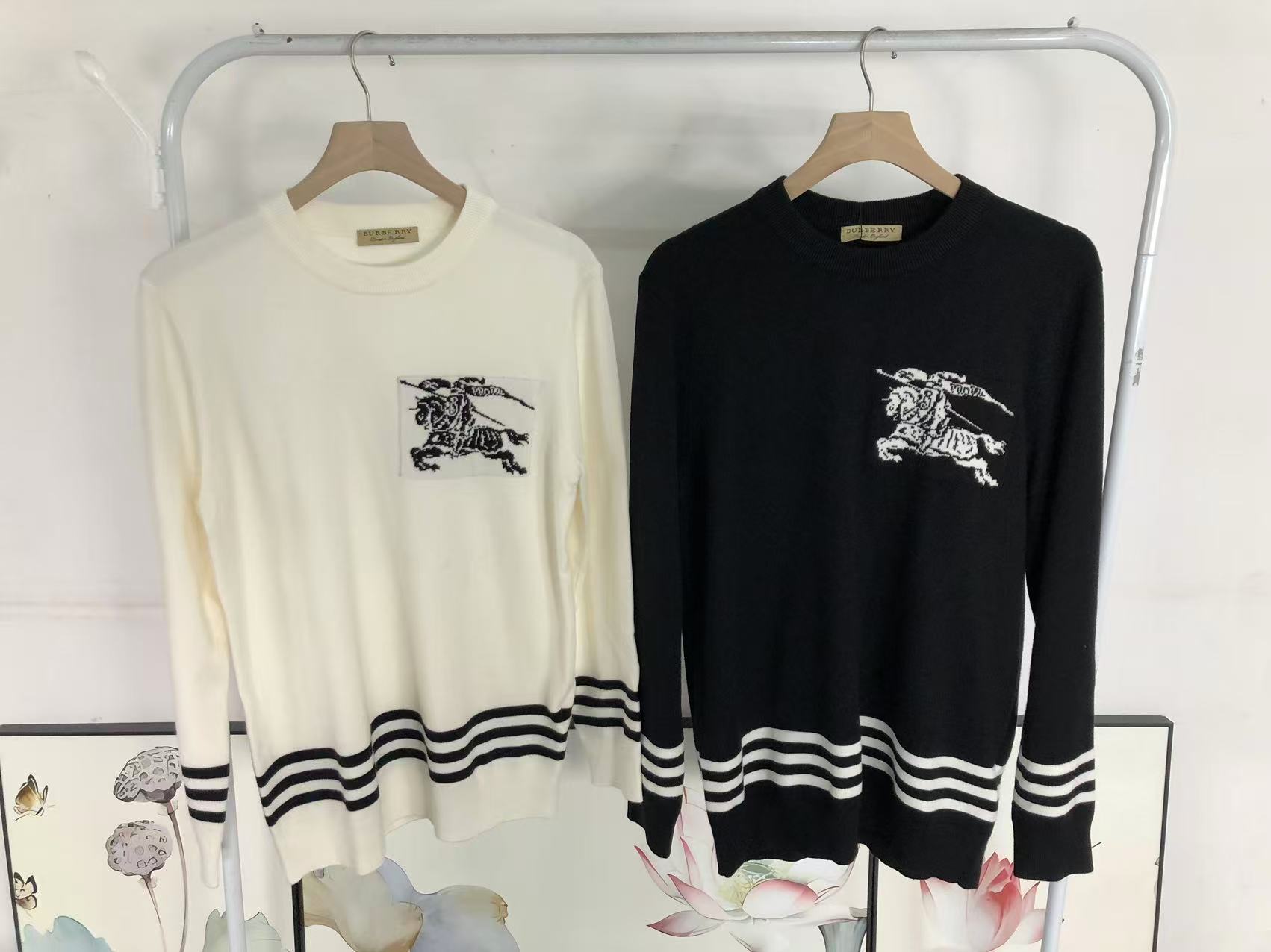 B - SWEATER