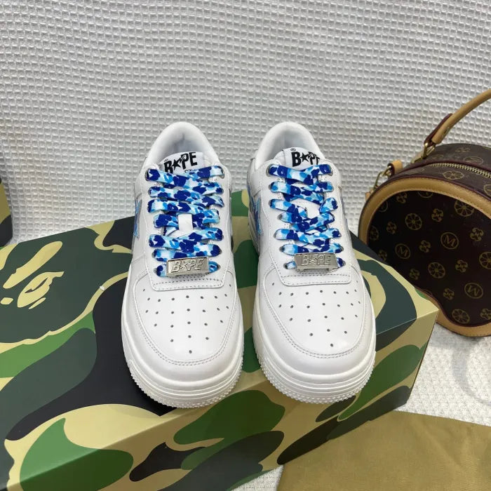 B - SNEAKERS