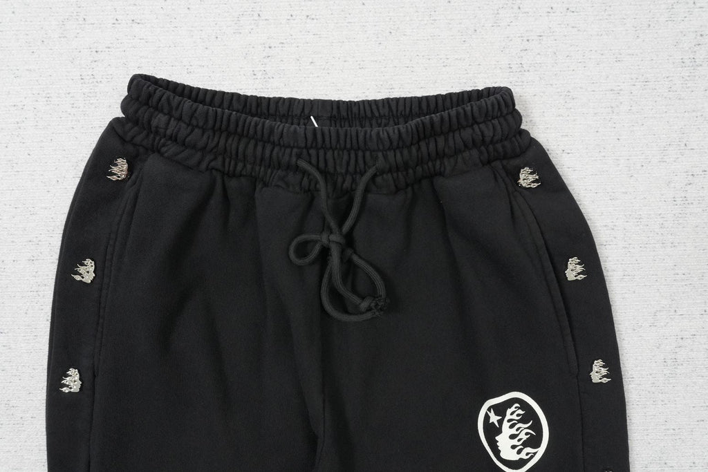 H - SWEATPANTS