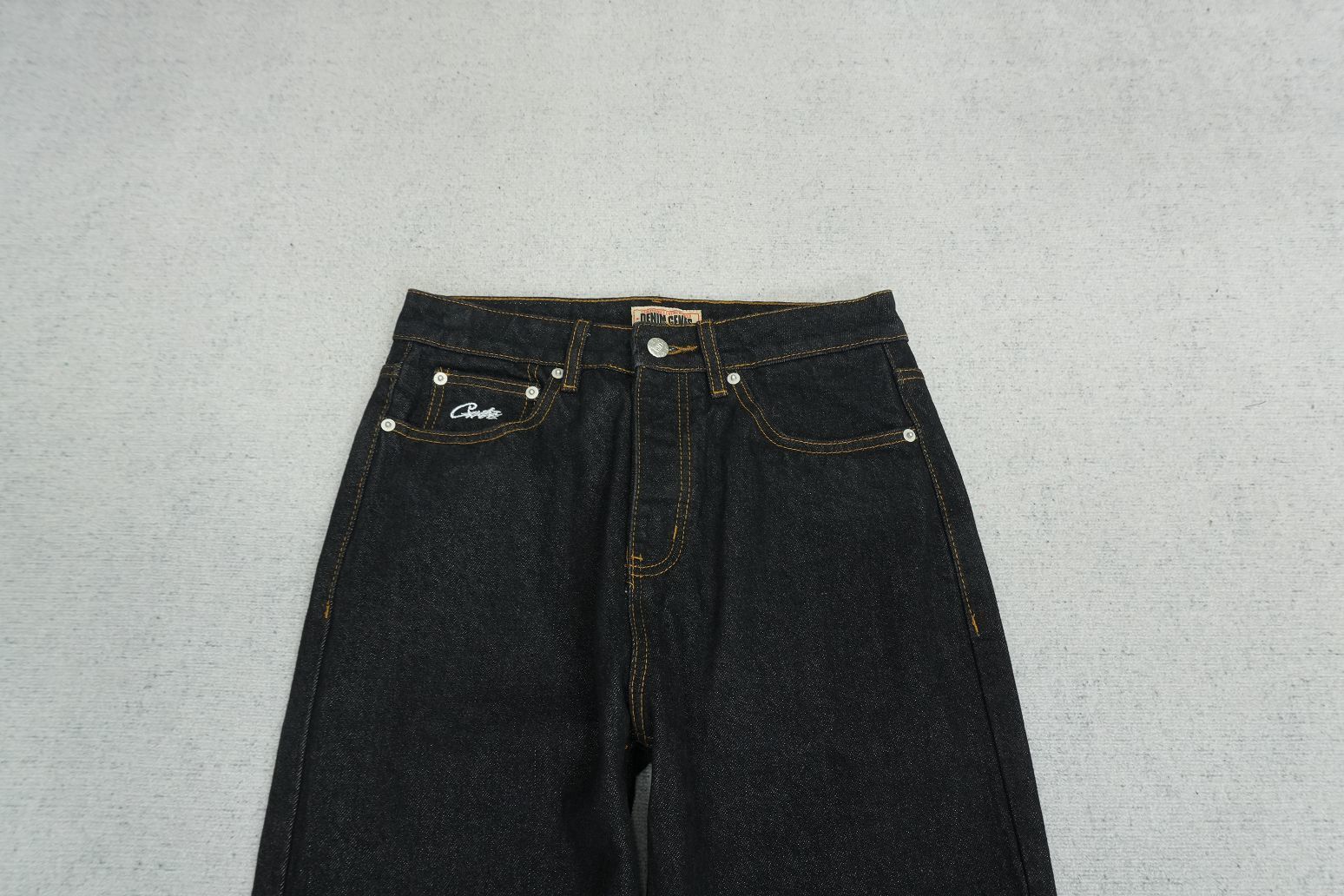 C - JEANS