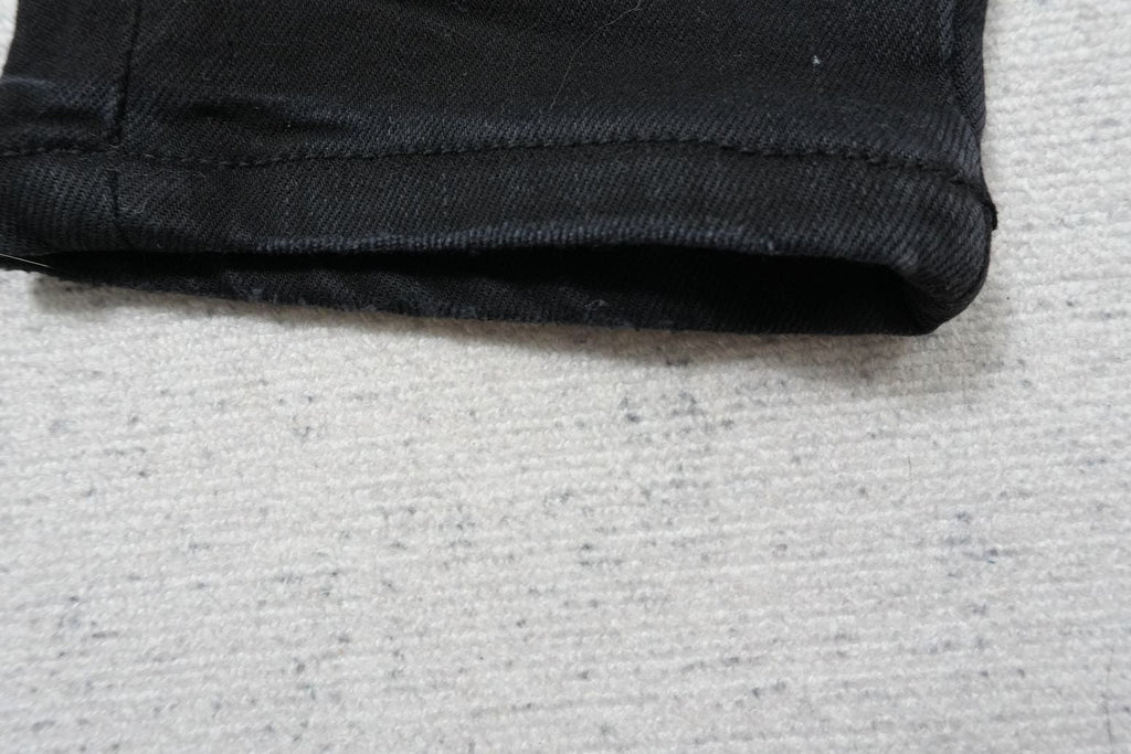 A - JEANS
