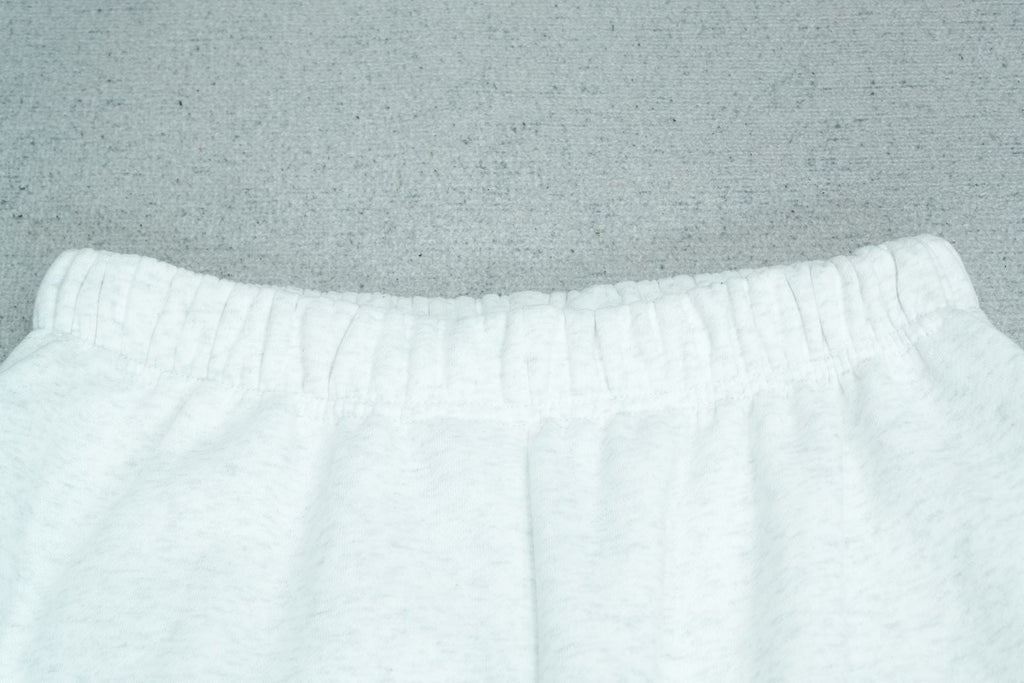 B - SWEATPANTS
