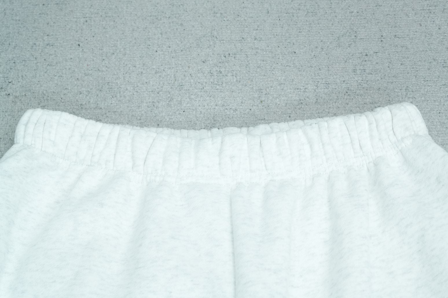 B - SWEATPANTS