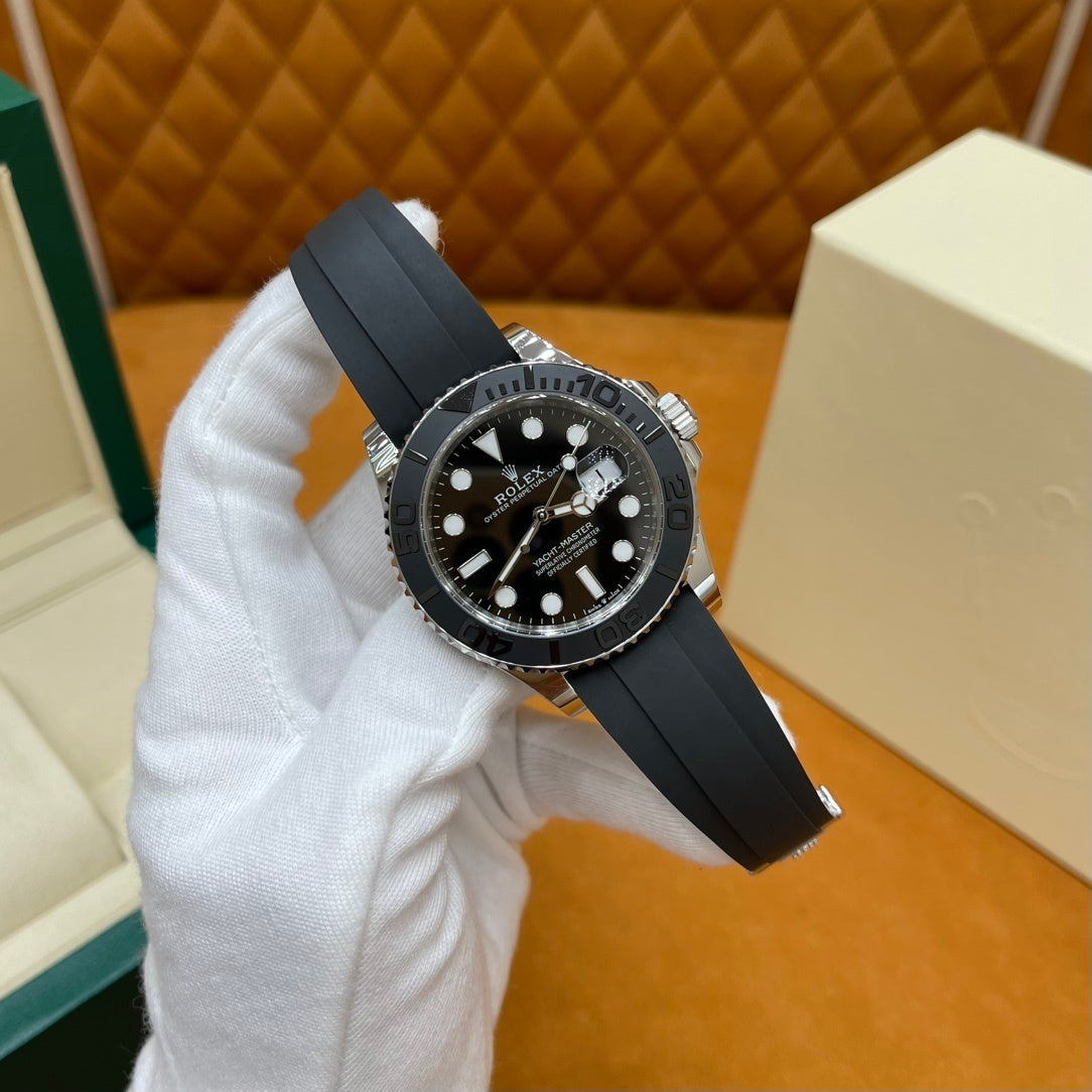 M - Watch