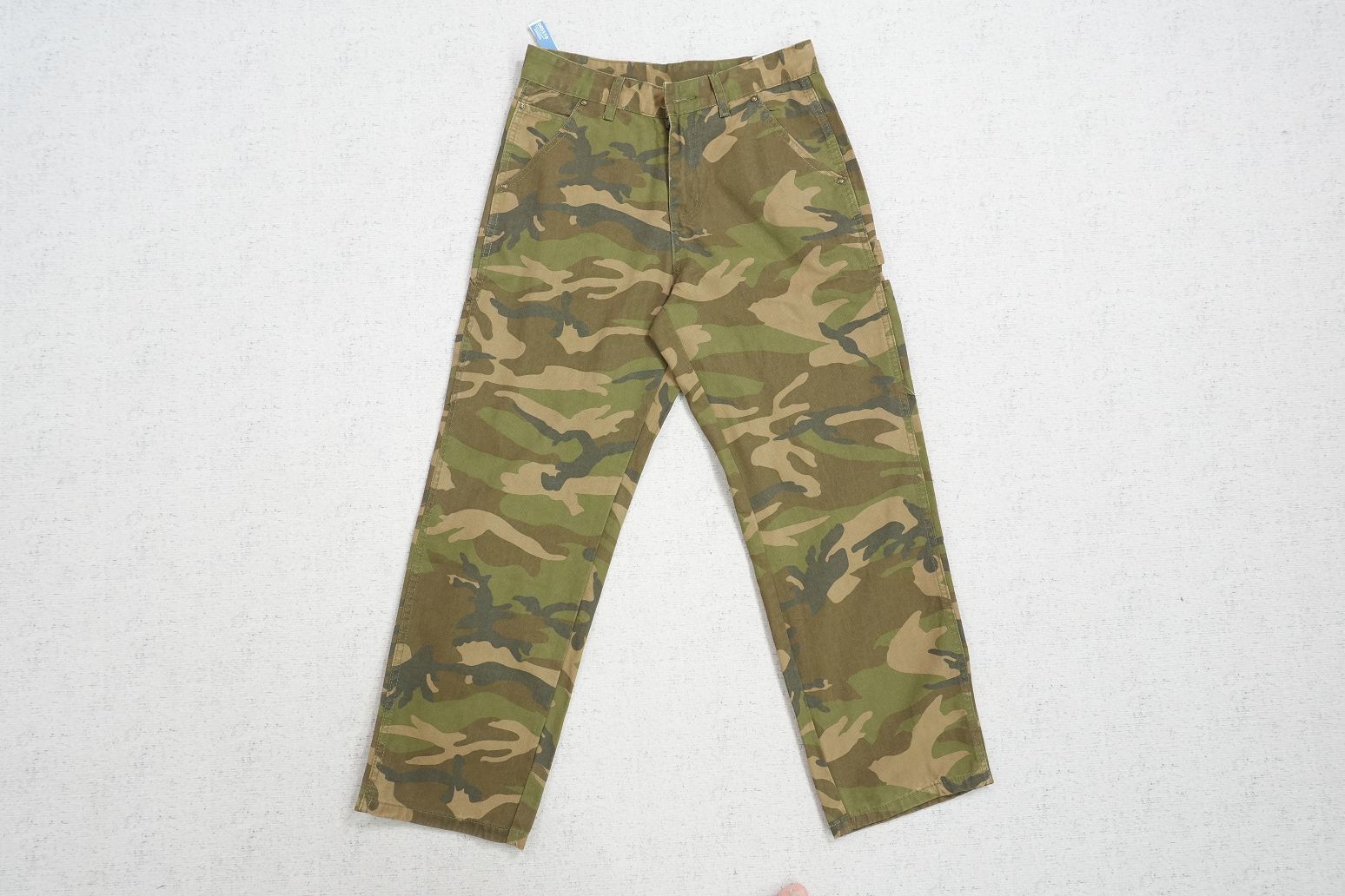 C - JEANS