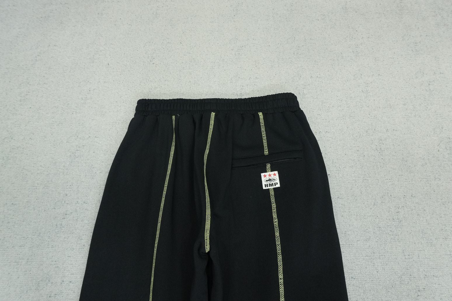 C - SWEATPANTS