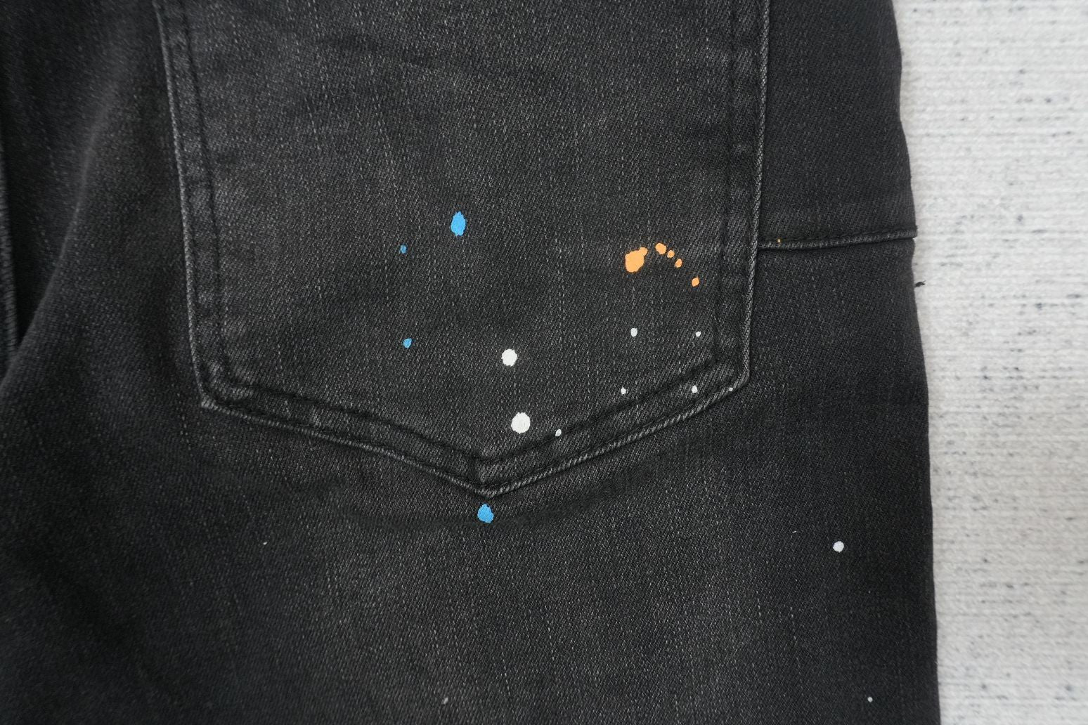 P - JEANS