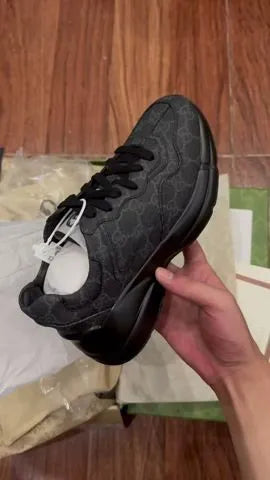 GG - SNEAKERS