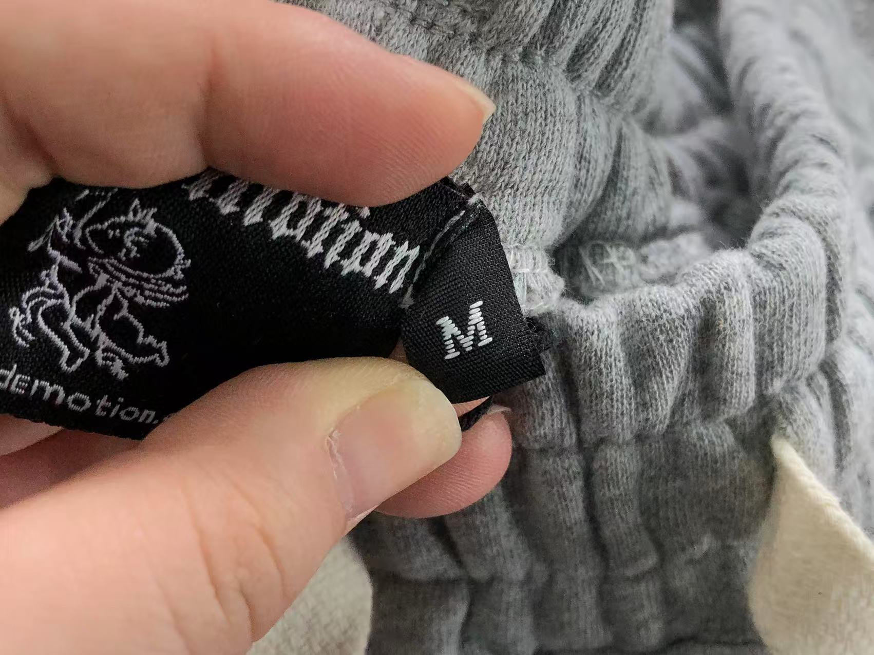 M - SHORTS