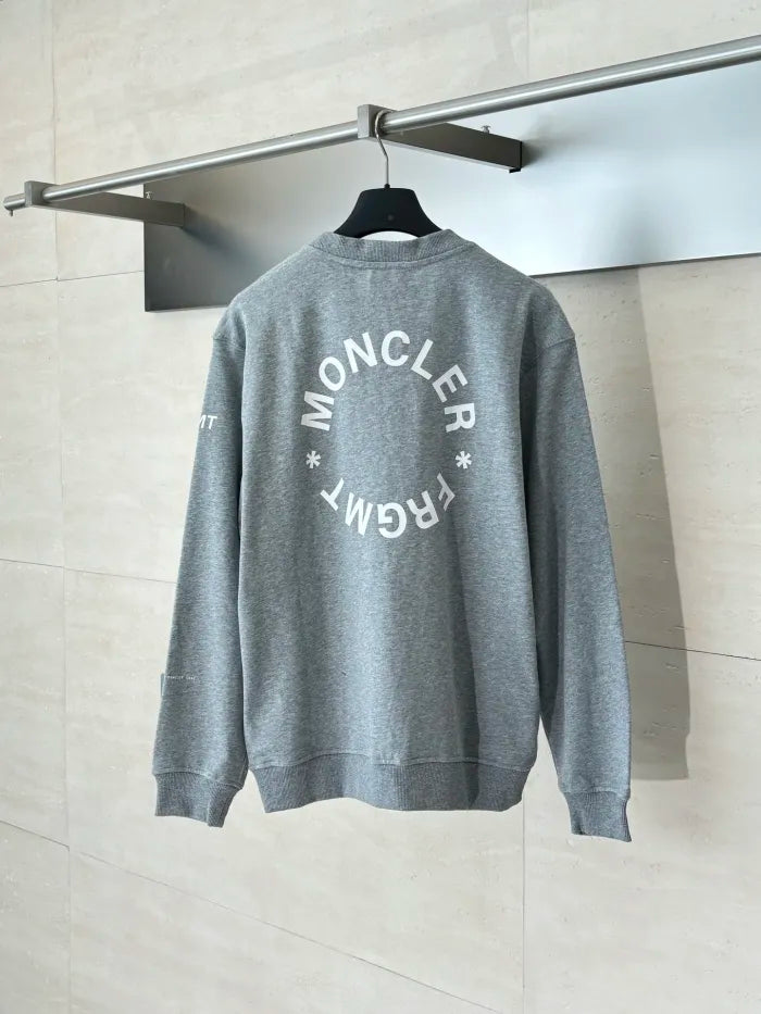 M  - SWEATER