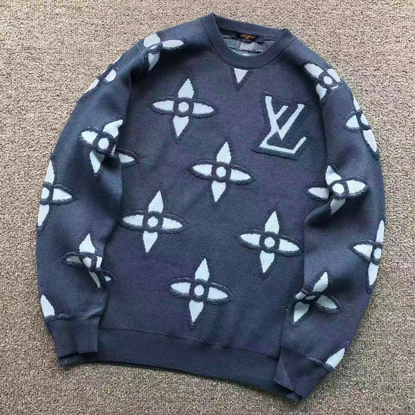 L - SWEATER