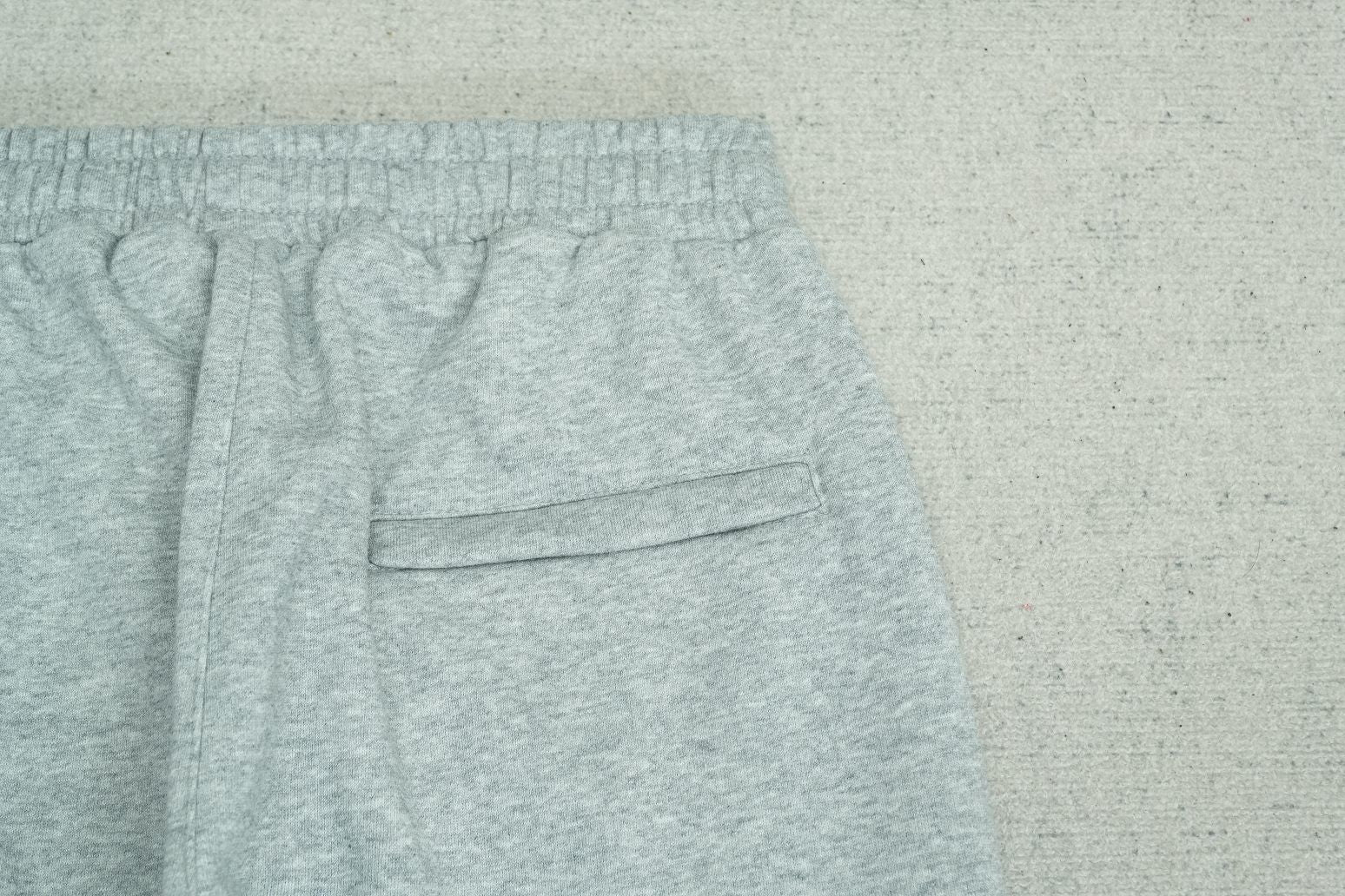 C - SWEATPANTS