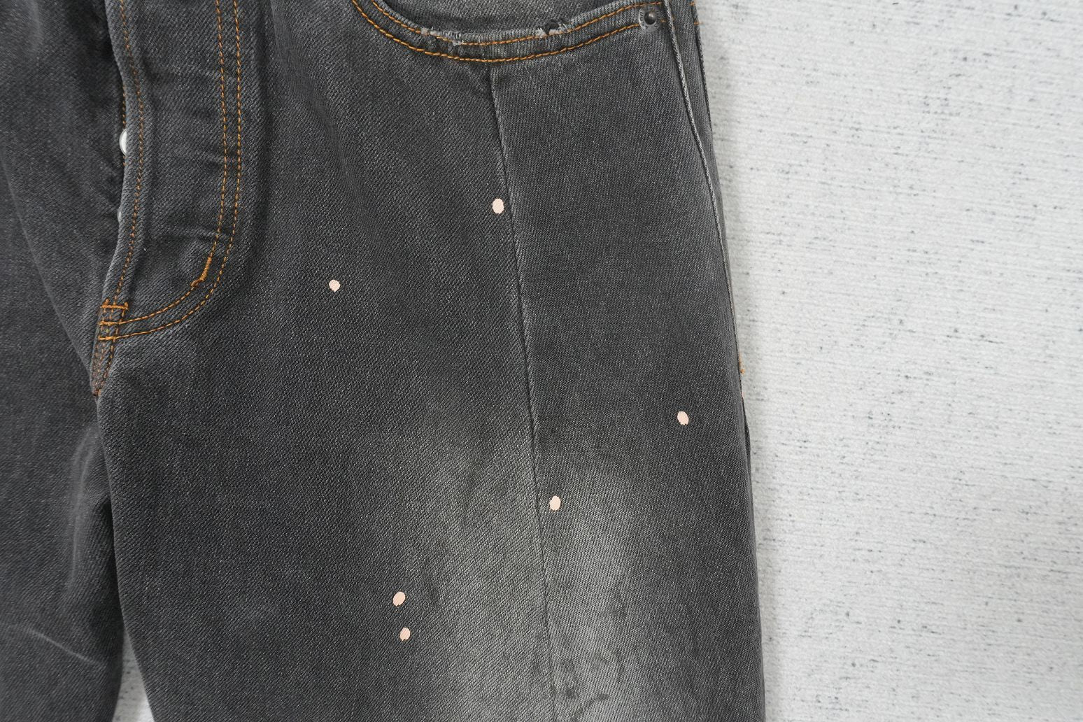 C - JEANS