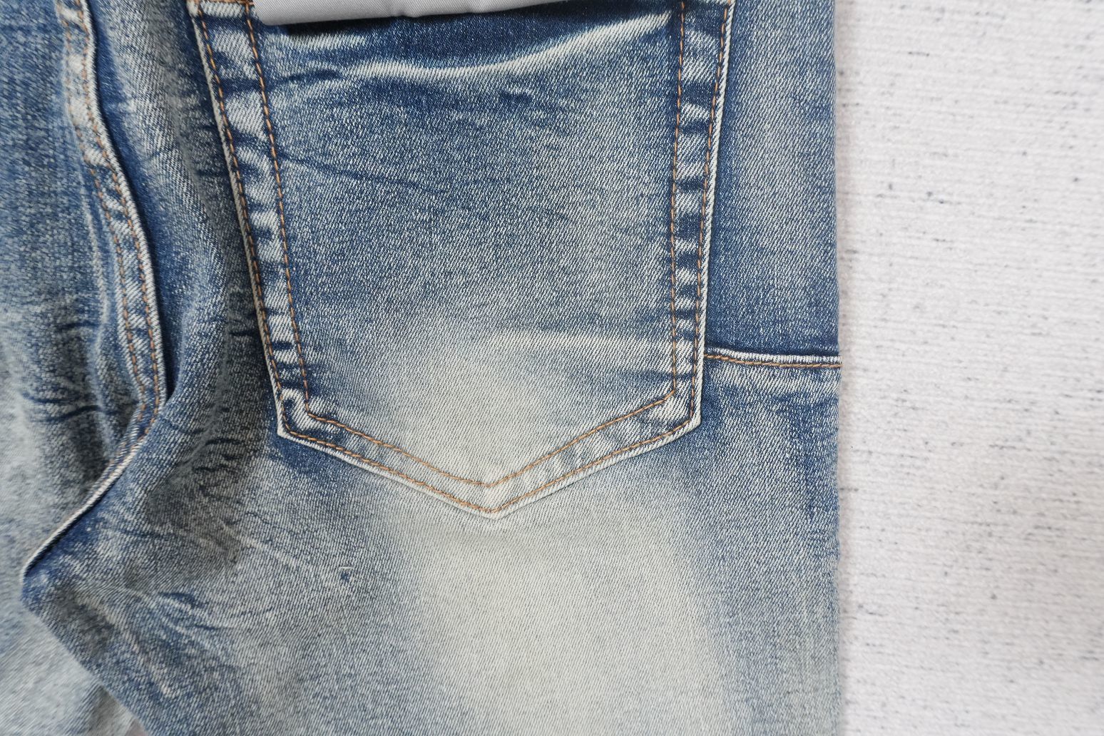 P - JEANS