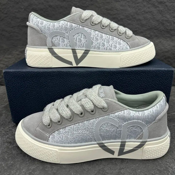 D - SNEAKERS