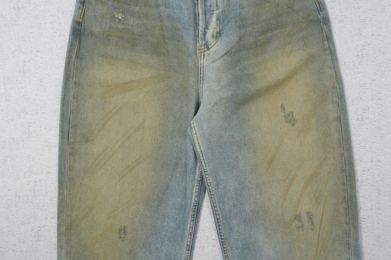 A - JEANS