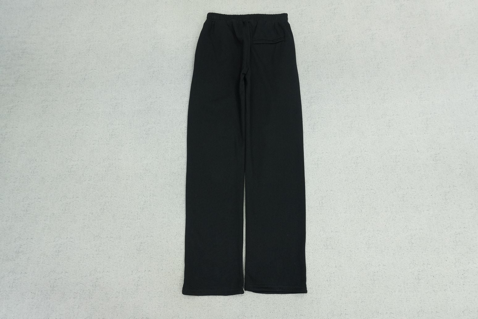 C - SWEATPANTS