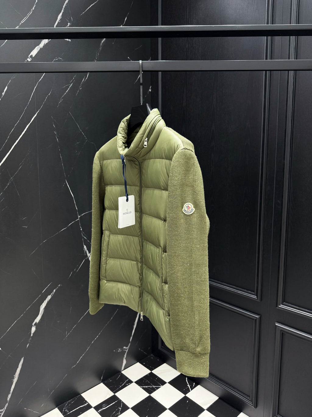 V - CARDIGAN