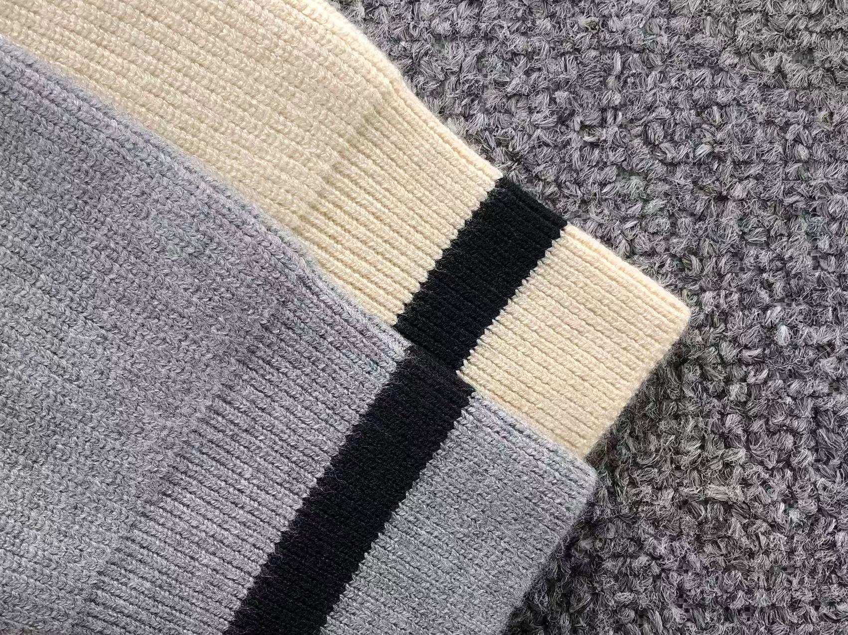 GG - SWEATER