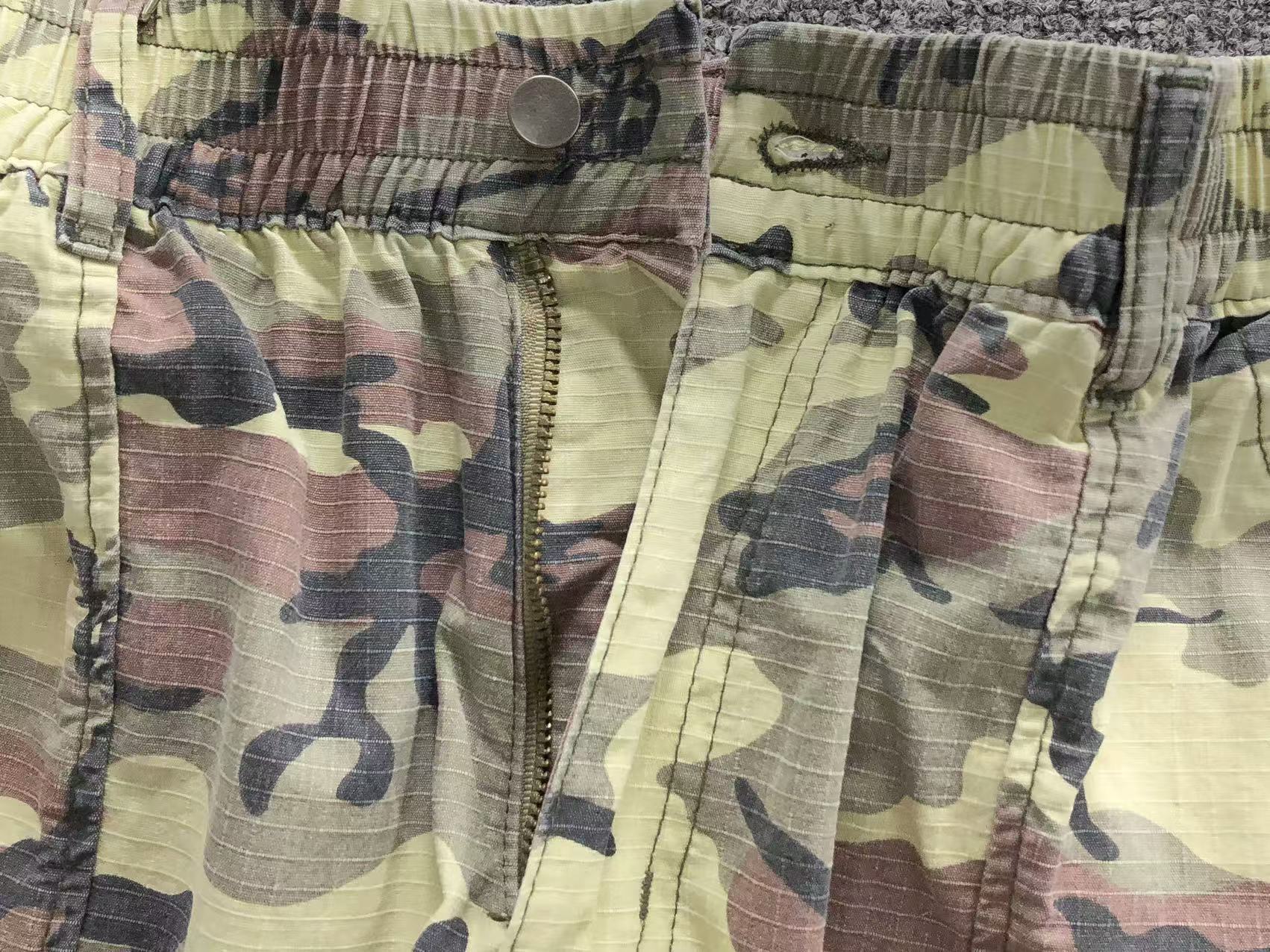 M - SHORTS