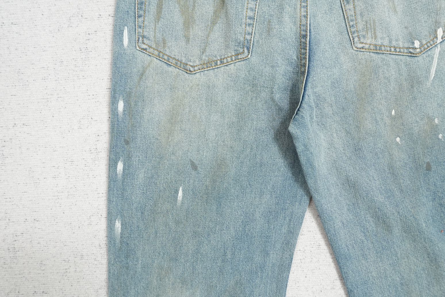 A - JEANS