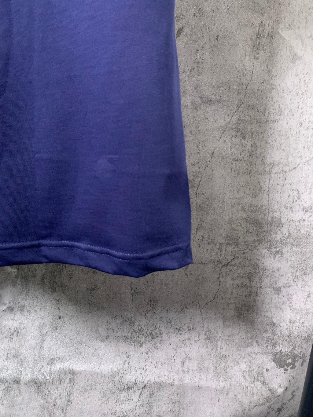 L - TSHIRT