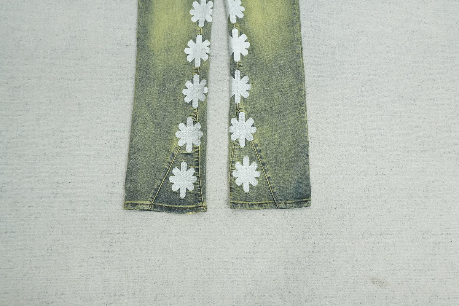 L - JEANS