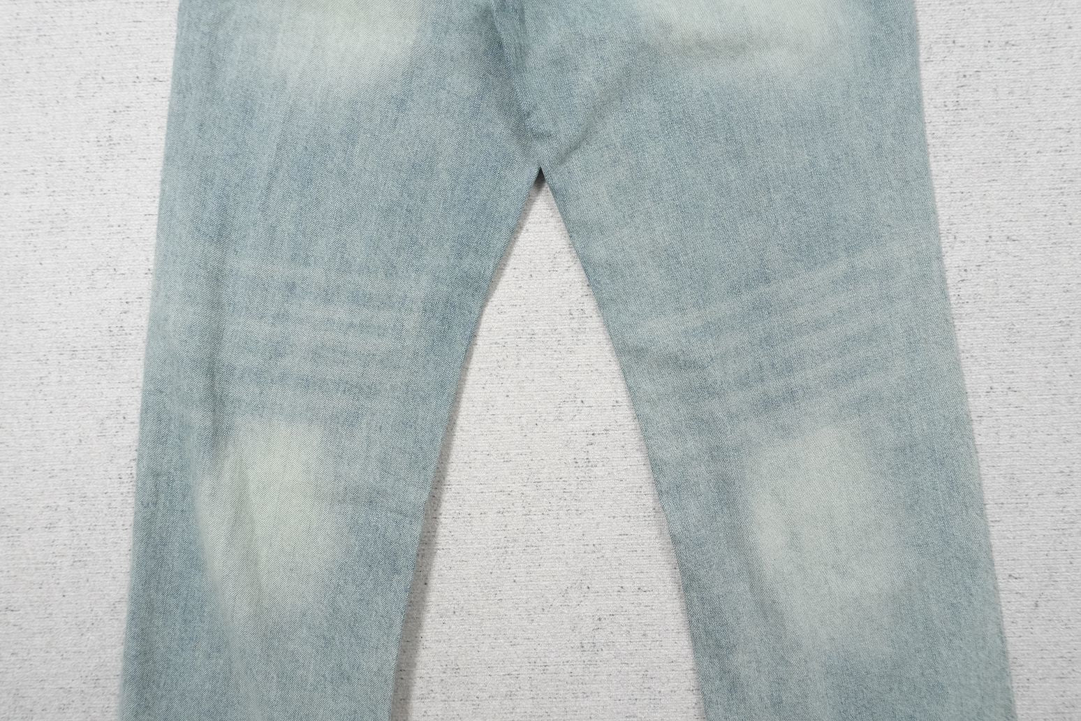 A - JEANS