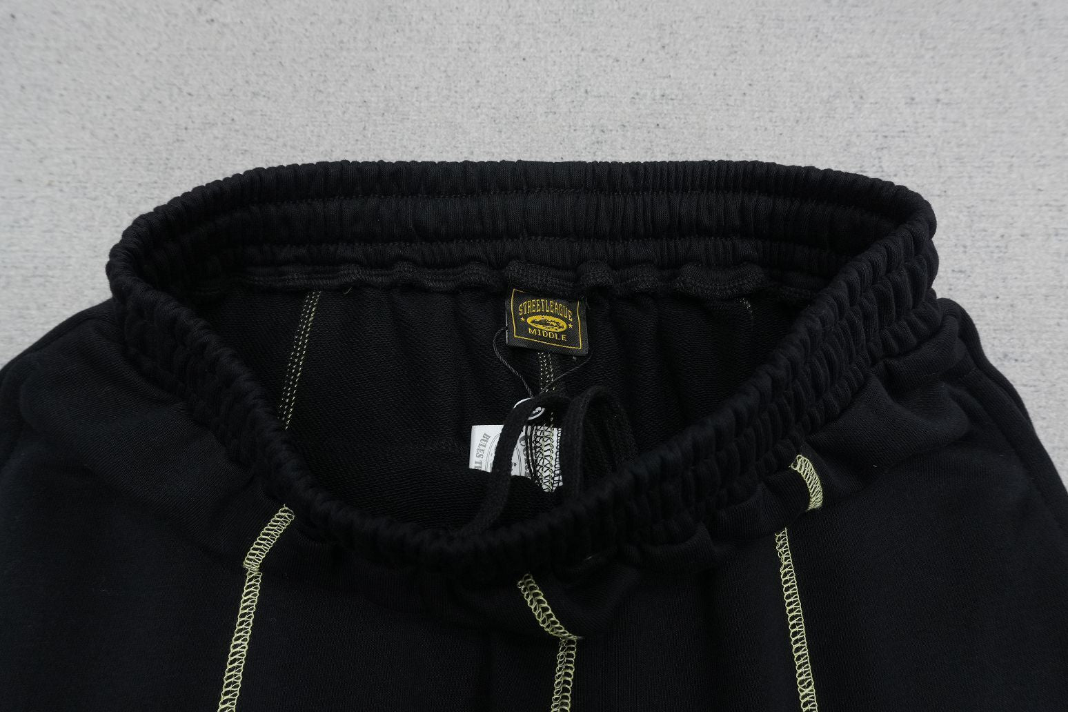 C - SWEATPANTS
