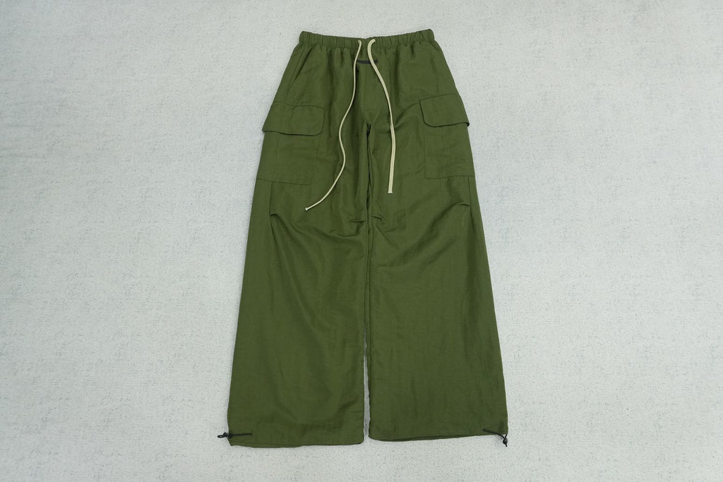 F - SWEATPANTS