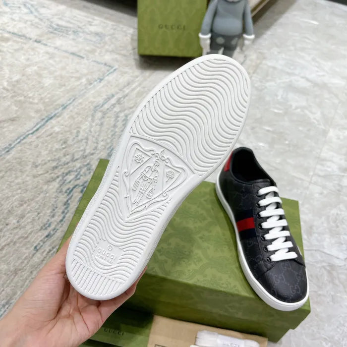 GG - SNEAKERS