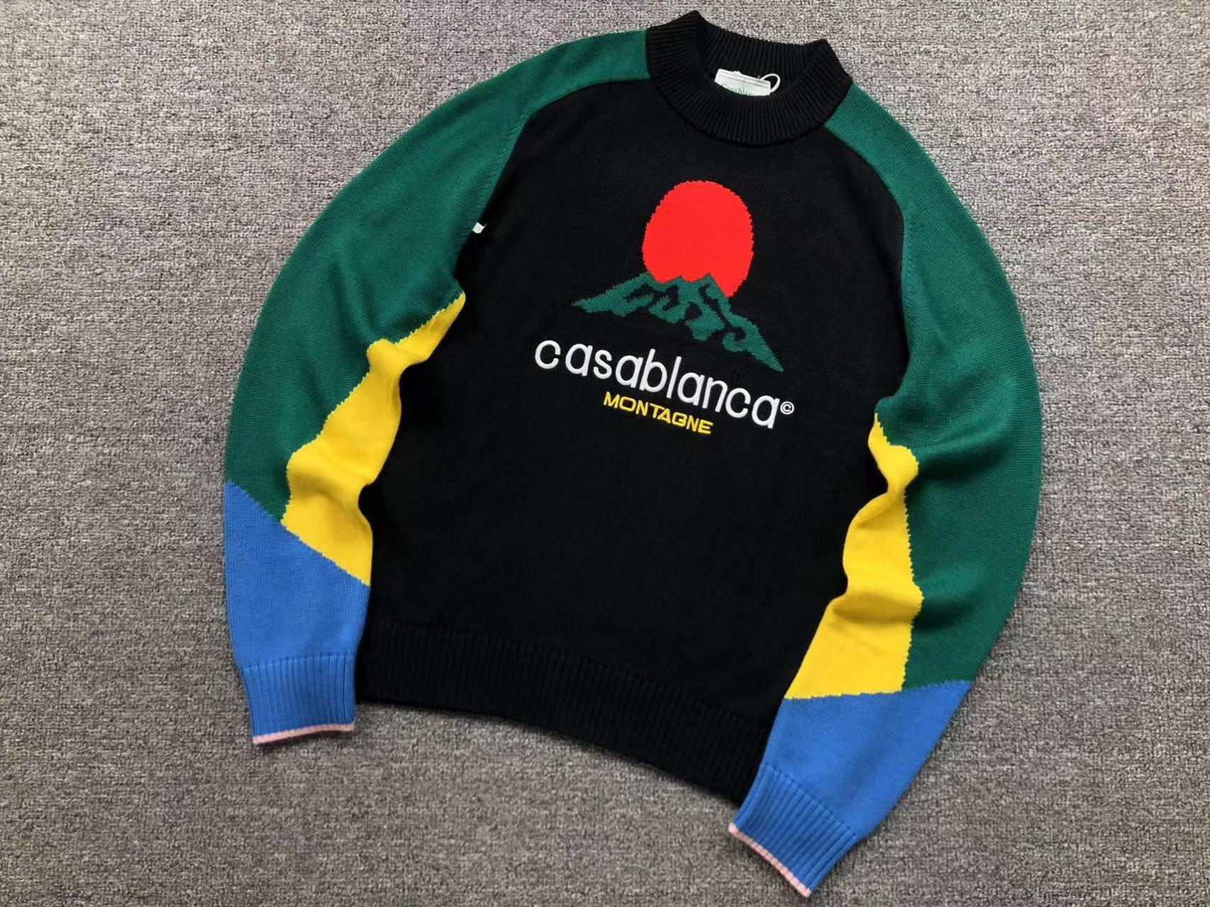 C - SWEATER