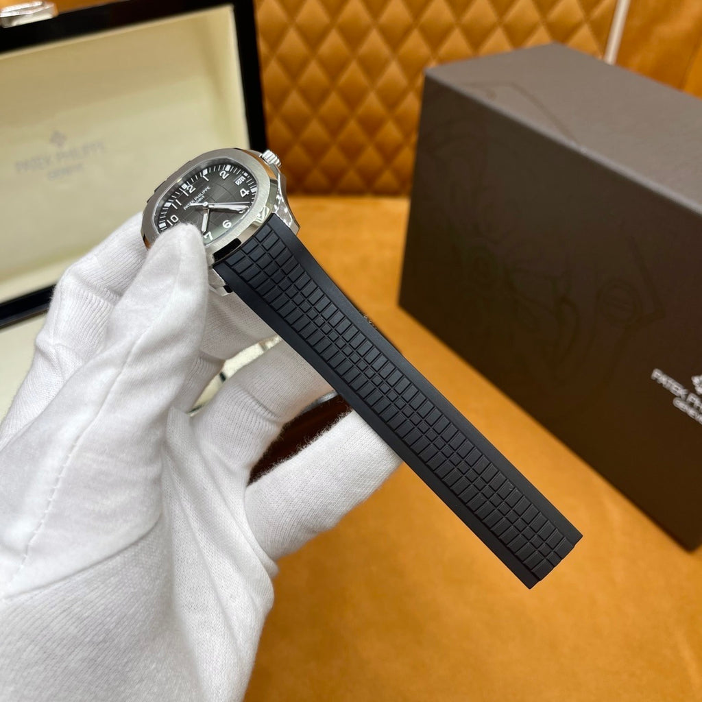P - Watch
