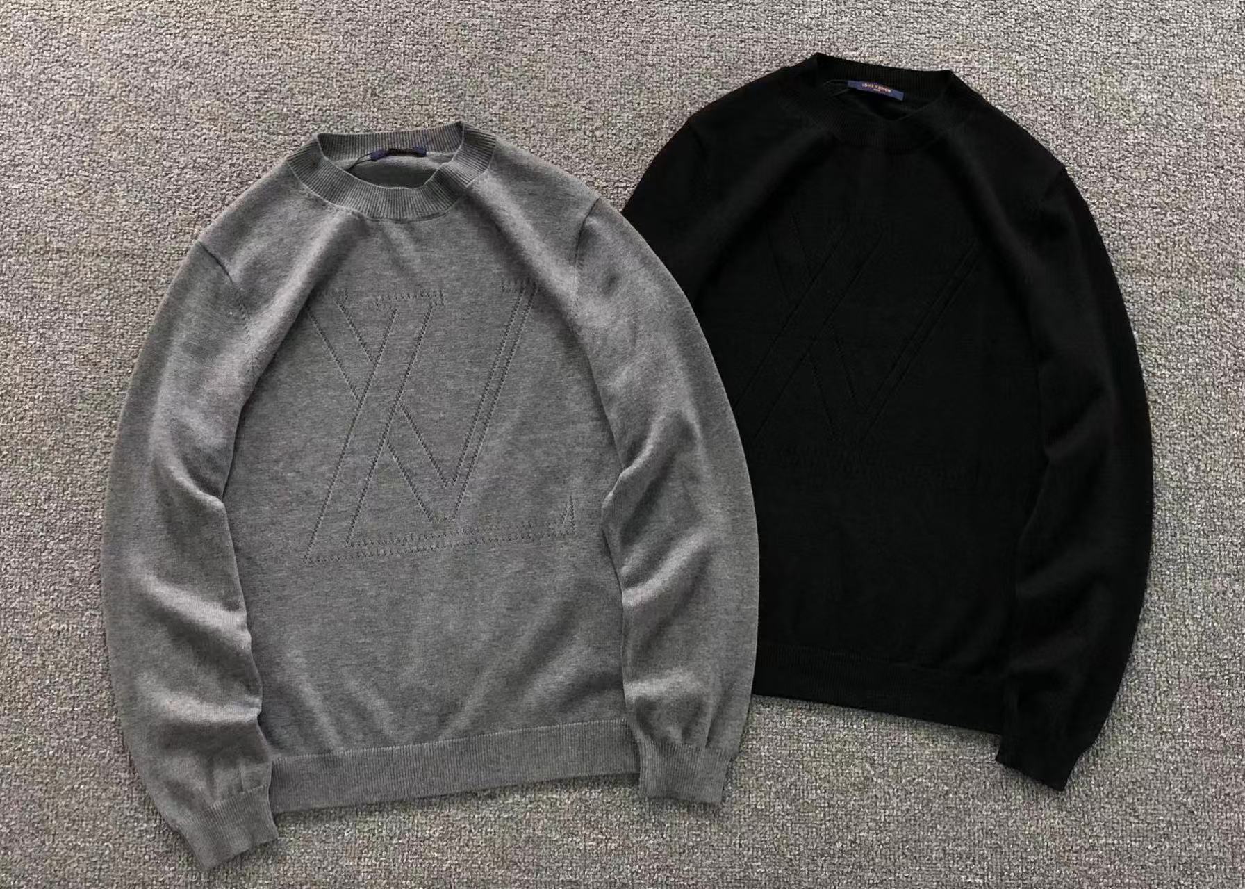 L - SWEATER
