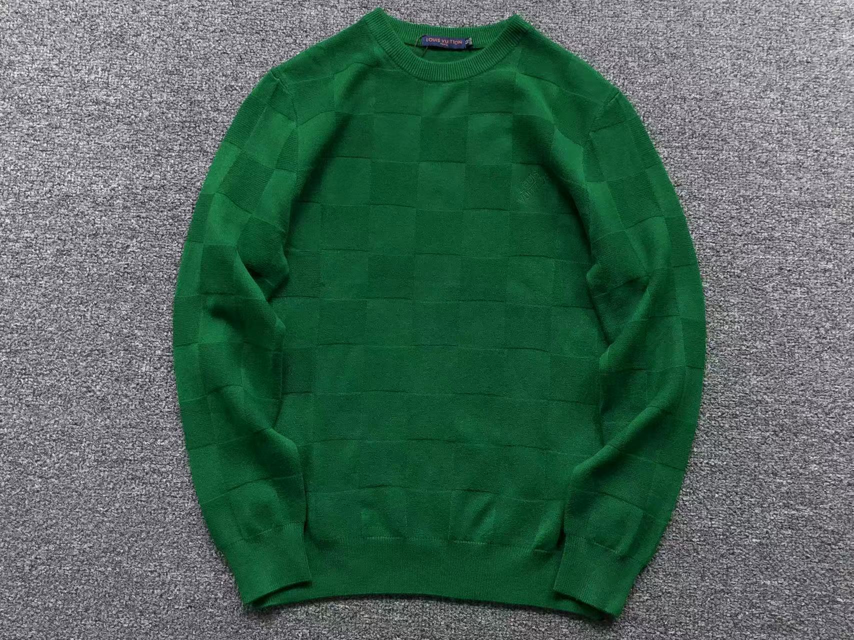 L - SWEATER