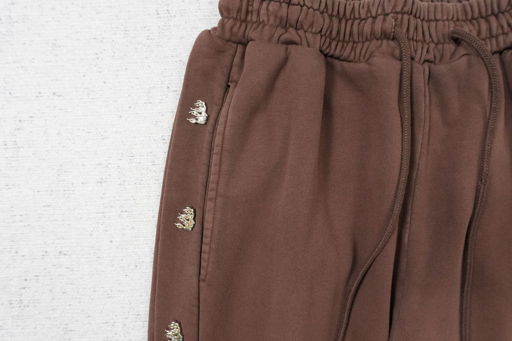 H - SWEATPANTS