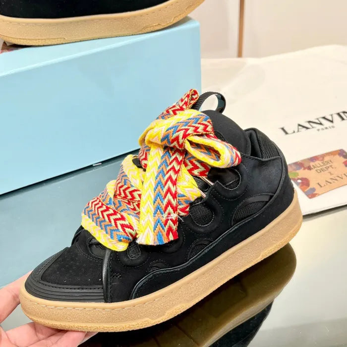 L - SNEAKERS