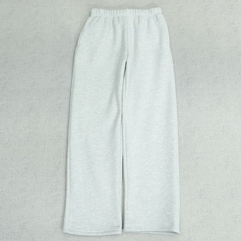 B - SWEATPANTS