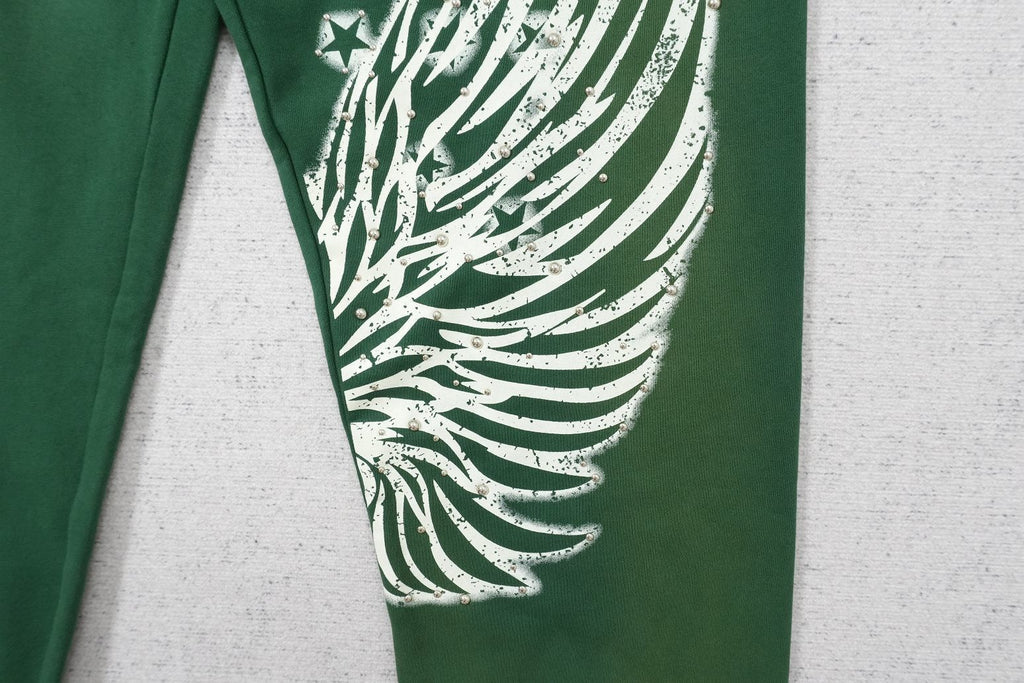L - SWEATPANTS