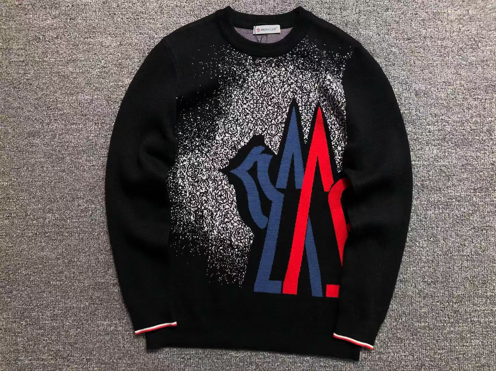 M - SWEATER