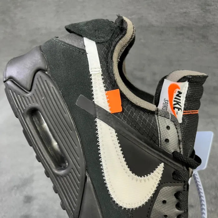 N - SNEAKERS