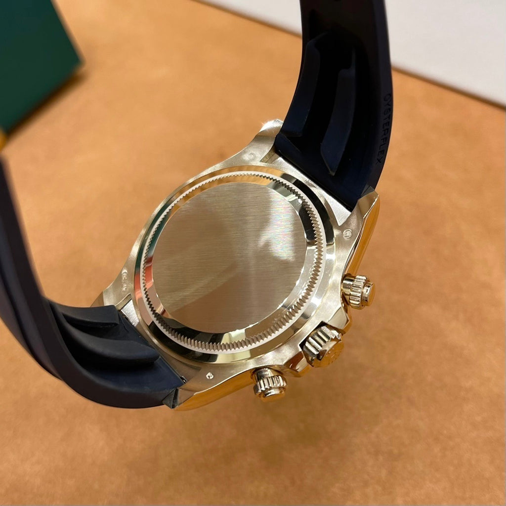 M - Watch