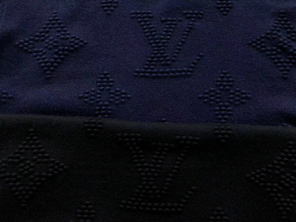 L - SWEATER